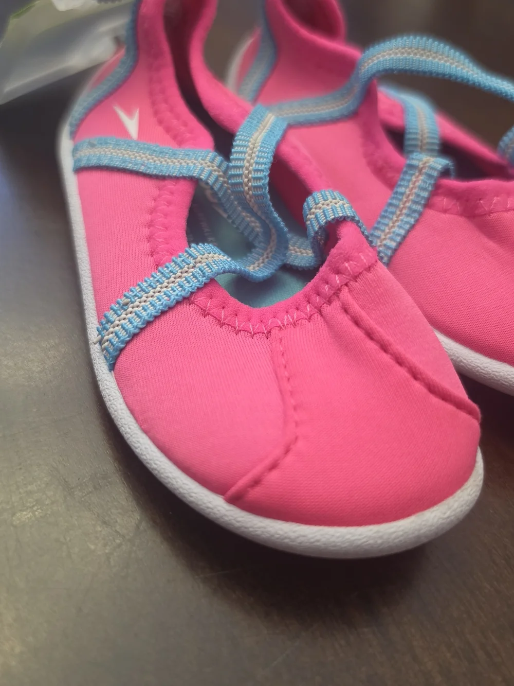 Speedo Pink YOUTH Water-Ready Slip-On Shoes with Blue Straps Size 5